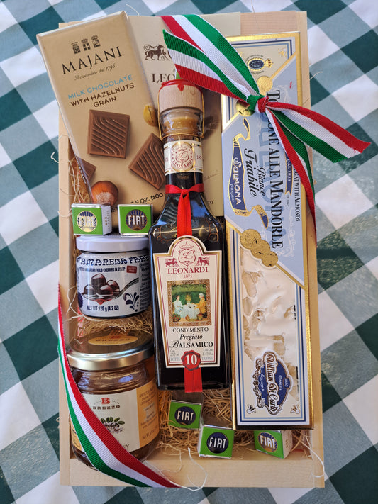 Gift Box with chocolate, cherries, nougat, balsamic vinegar and honey.